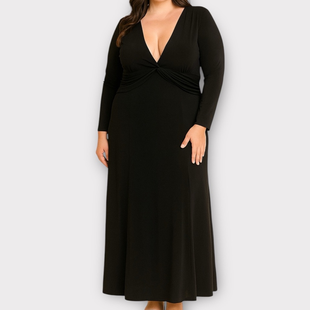 Never Fully Dressed Women’s Dress Size 20 Maxi Plunge Neck Whimsigoth Witchy NWT